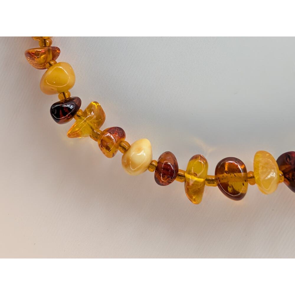 19" Necklace With Multicolor Genuine Amber Chip Beads Honey Butterscotch Baltic - Picture 4 of 5